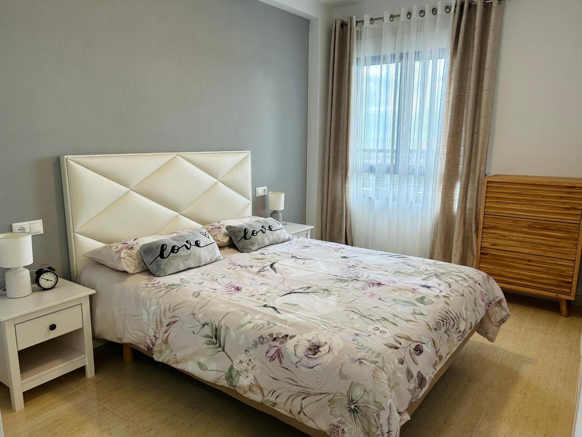 Apartamento Hermosa Glea Кампоамор Екстер'єр фото